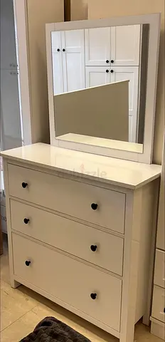 Elegant White Dresser with Mirror