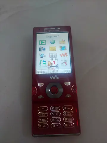Sony Ericsson W995