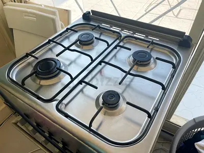 Freestanding Cooker