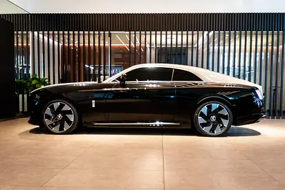 2024 ROLLS-ROYCE SPECTRE 照片 3