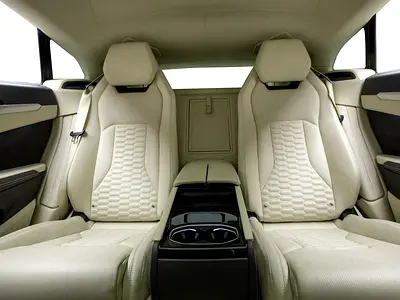 2019 Lamborghini URUS 缩略图 15
