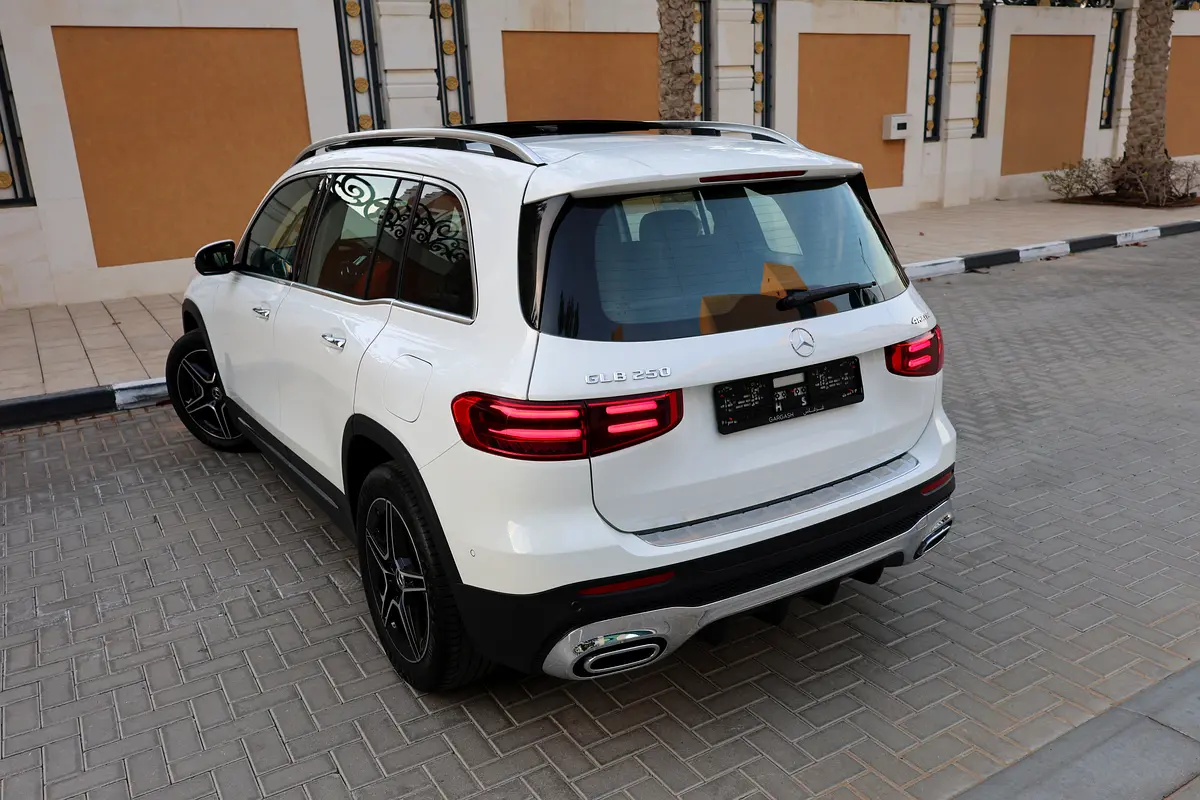 مرسيدس-بنز جي إل بي-كلاس 2025
