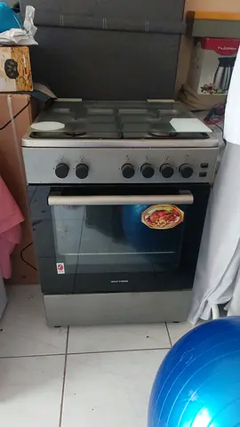 For Sale: Reliable Gas Oven with Stove Top