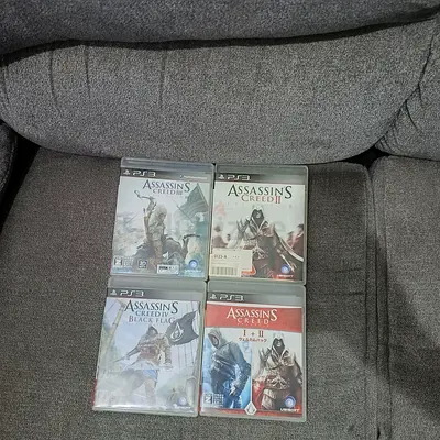 PS3 assassins Creed (all in one) single