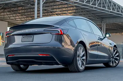 صورة 4 لـ 2024 Tesla MODEL 3