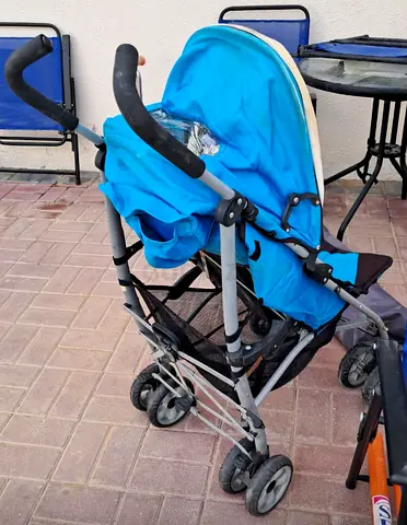 Compact Blue Stroller for Easy Travel
