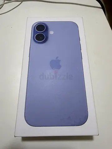 Apple iPhone 17 in mint blue - Like New Condition!