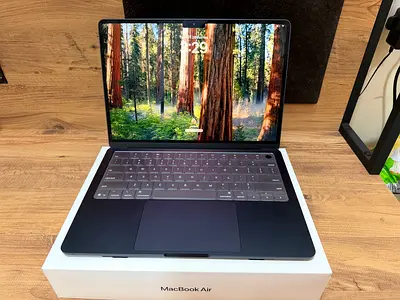 Macbook air M4 (2025)