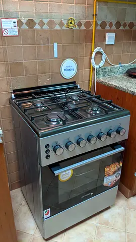 High-Quality Gas Cooker with Oven