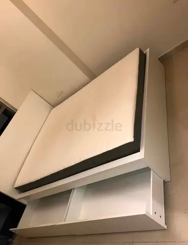 IKEA queen‑size bed (160 × 200 cm) with 2 storage drawers underneath and an IKEA mattress