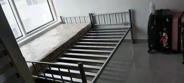 Metal Bed Frame selling
