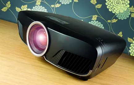 Epson EH-TW9400 4K HDR projector