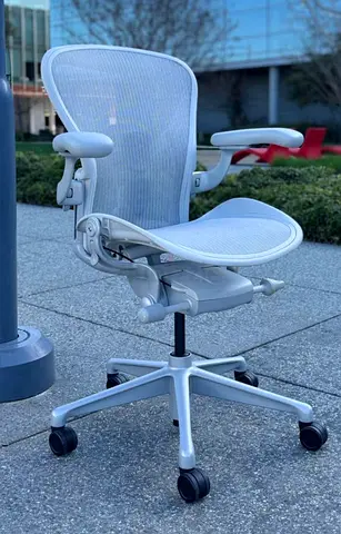 Herman miller remastered size C