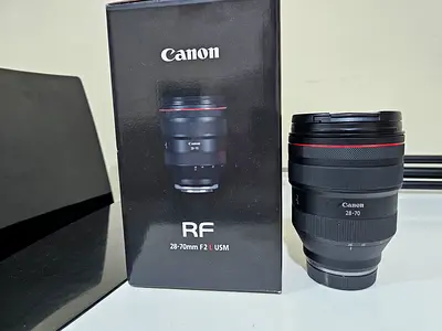 Canon RF 28 70 mm F2 USM lens 28-70