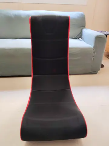 Stylish Gaming Chair for Relaxation