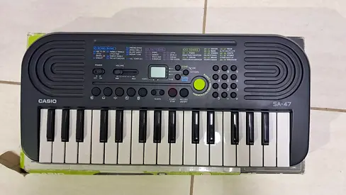 Casio SA-47 Keyboard - Perfect for Beginners