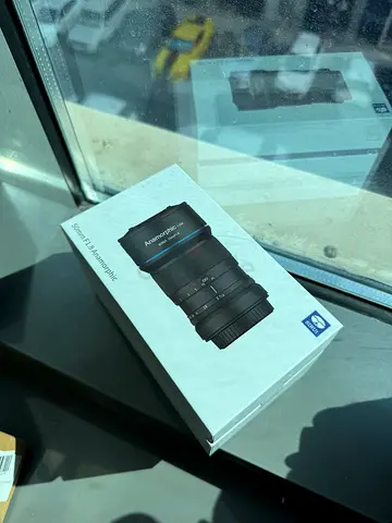 SIRUI 50mm 1.8 1.33x Anamorphic Lens (Sony E-mount)