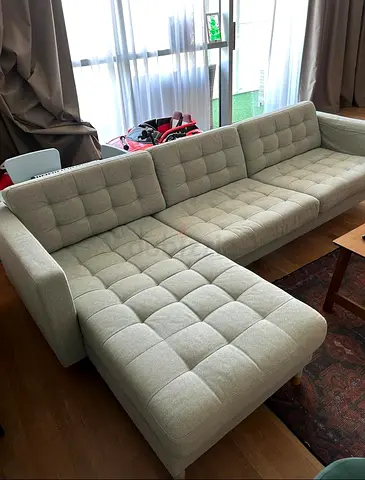 Selling in excellent Condition Ikea Landskrona Sofa
