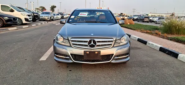 Mercedes Benz C350 model 2012 good condition input Japan