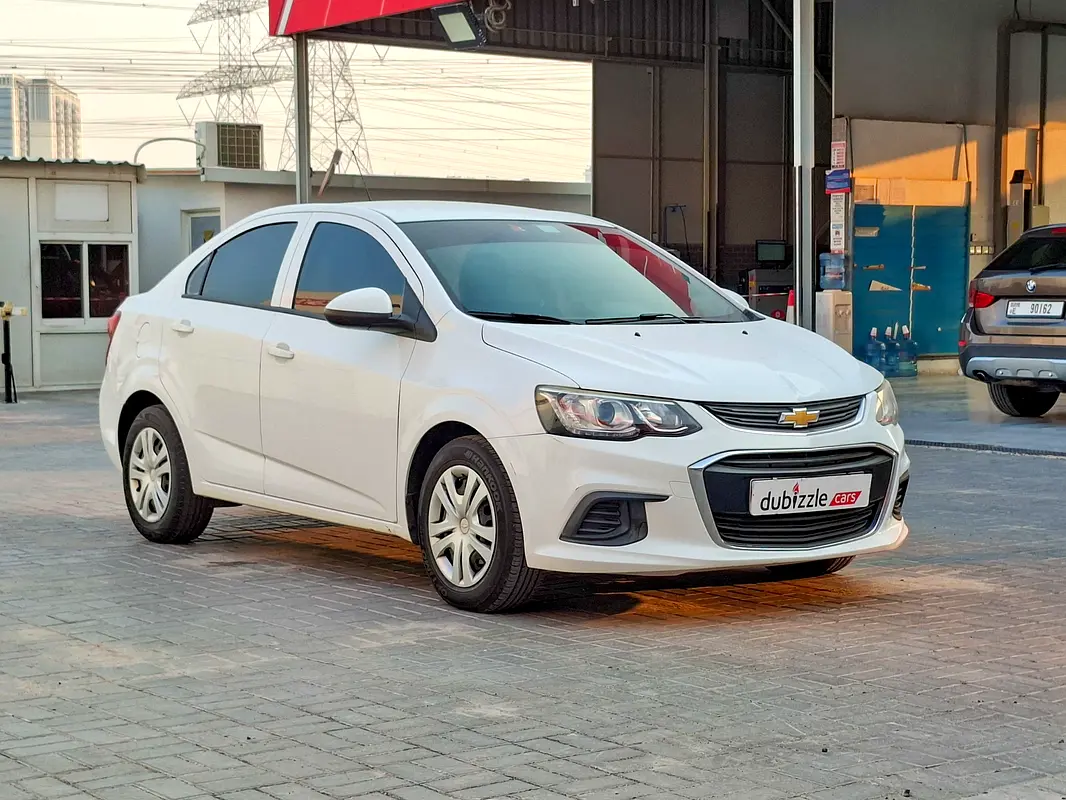 Chevrolet Aveo 2019 — photo 1 of 13