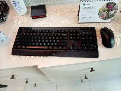 Gaming Keyboard and Mouse Set for Sale great condition price is negotiable