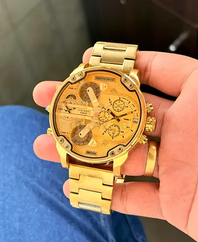 Stylish Gold Diesel Big Daddy Chronograph Watch