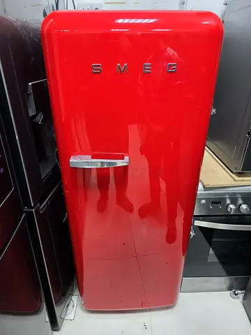 Smeg Retro Style Refrigerator freezer 281 litres capacity