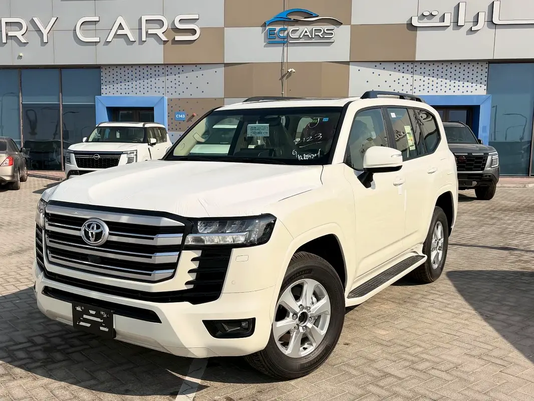 Toyota Land Cruiser 2026 — photo 1 of 8
