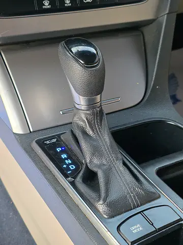 2015 Hyundai SONATA — миниатюра 15