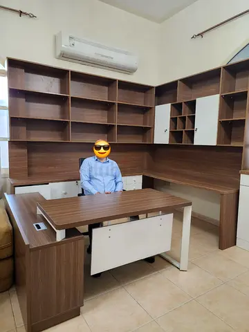 OFFICE FURNITURE SET