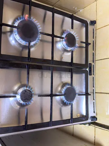 Four-Burner Gas Stove in Great Condition- URGENT SALE