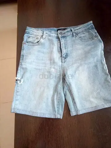 Stylish Denim Shorts for Summer