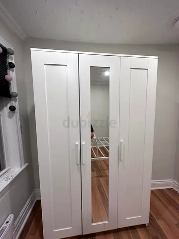 Stylish White Triple Door Wardrobe with Mirror