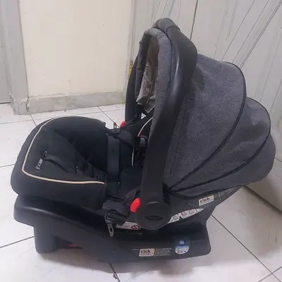 Safe and Comfy Infant Car Seat