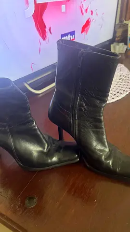 Chic Black Heeled Ankle leather Boots