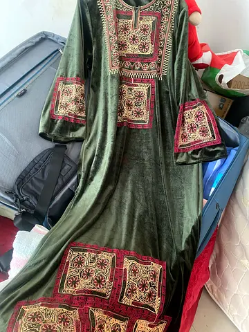 جلابية راقية شتوية مخمل للسيدات صناعة سورية