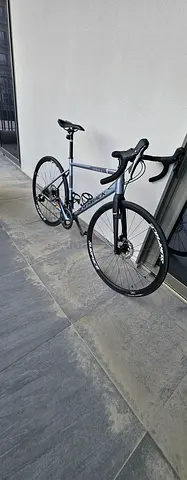 Silverback Strela Road Bike — Shimano Tiagra — Size M