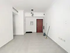 Like brand new building in Al jada out 1bhk 2wachroom 1mastr bad room