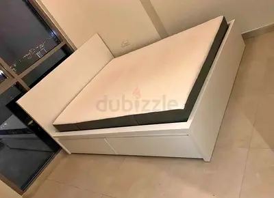 IKEA queen‑size bed (160 × 200 cm) with 2 storage drawers underneath and an IKEA mattress