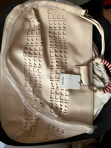 Women’s handbag