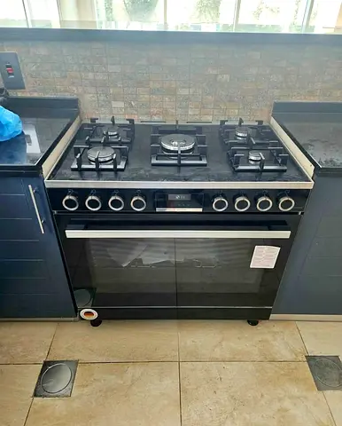 Bosch Black Series 8 Model Full Gas Cooker Oven Size 90cm Width 60cm Depht