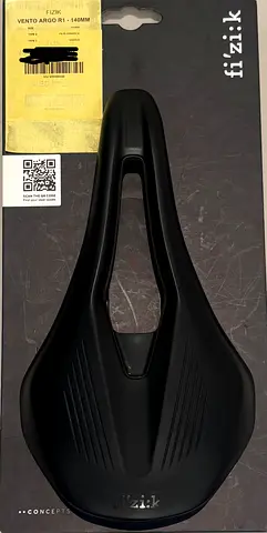 Fizik Vento Argo R1 saddle carbon fiber