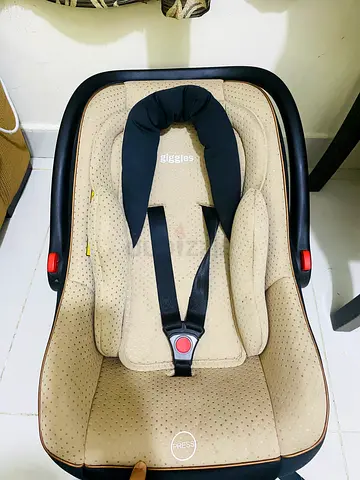 Car seat - Giggles