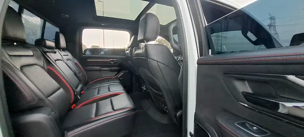 2023 RAM 1500 TRX 照片 12