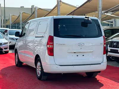 صورة 4 لـ 2021 Hyundai H1