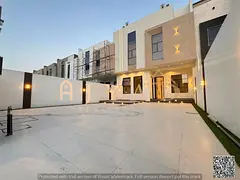 Seize this exceptional opportunity to own a luxurious villa with an elegant architectural design. Th