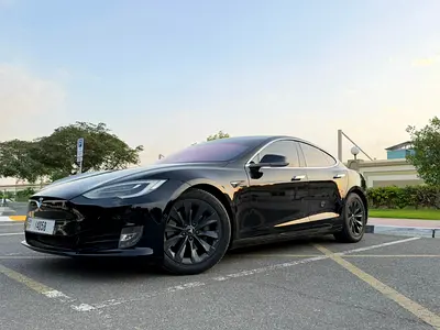 TESLA S 2017 ...GCC...WARANTY AVAILABLE...AMAZING CAR