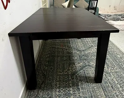 Sturdy Extendable  Black Dining Table