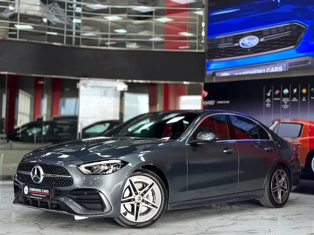 Mercedes-Benz C-Class 2024 — photo 1 of 15