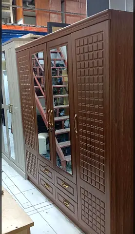 Stylish and Spacious Wardrobe with Mirror